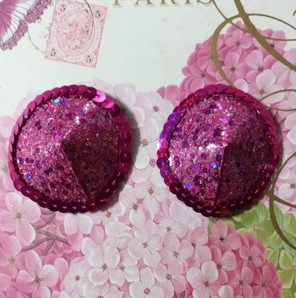 Exotic nipple pasties